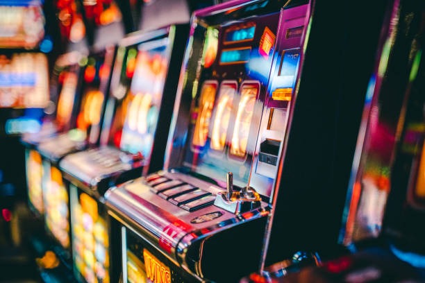Decimal odds format and payout calculation for Mega Sevens